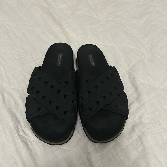 Rag and Bone Slides - MOVING NEED GONE - Picture 1 of 2